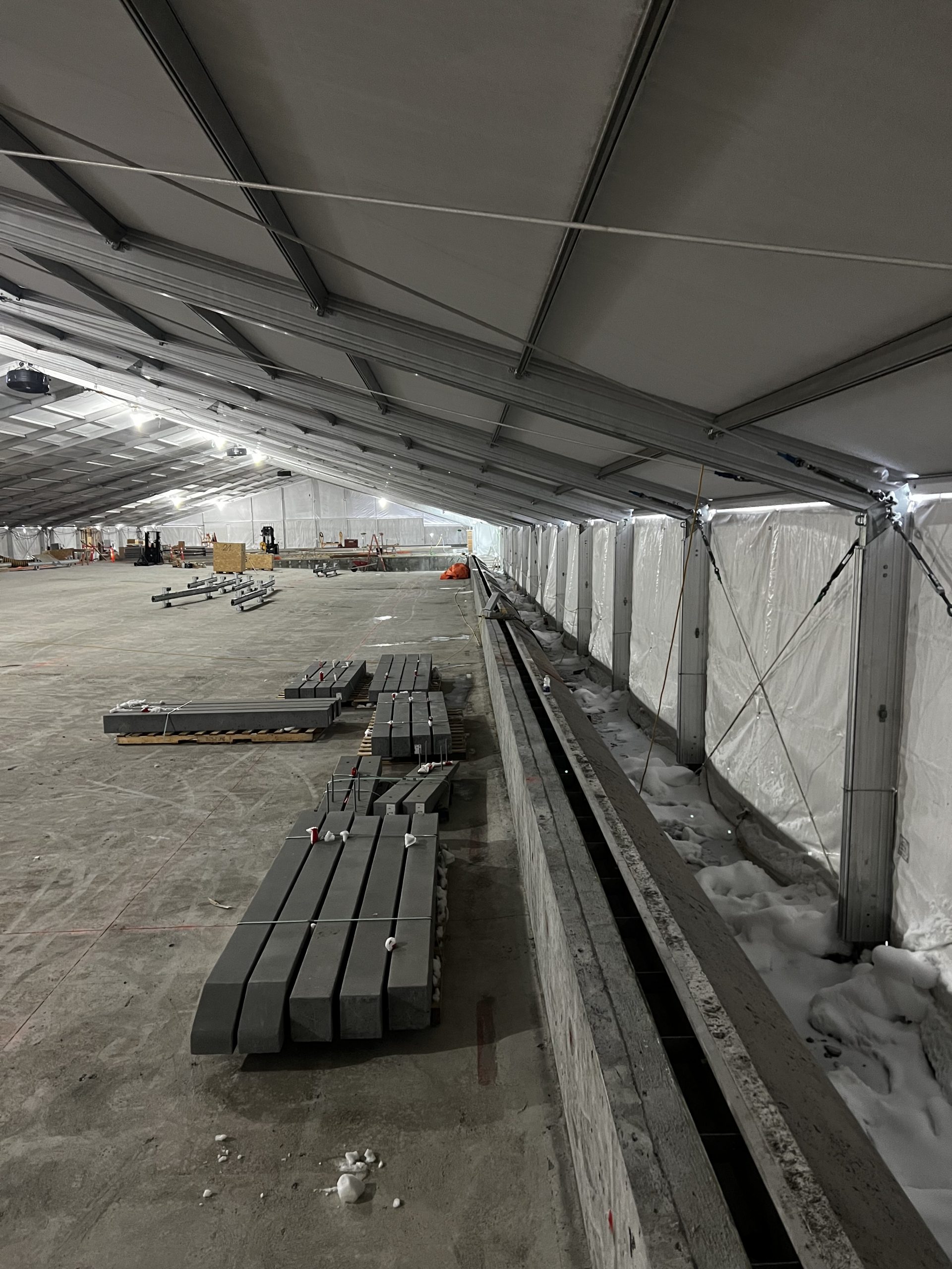 Construction structure tent