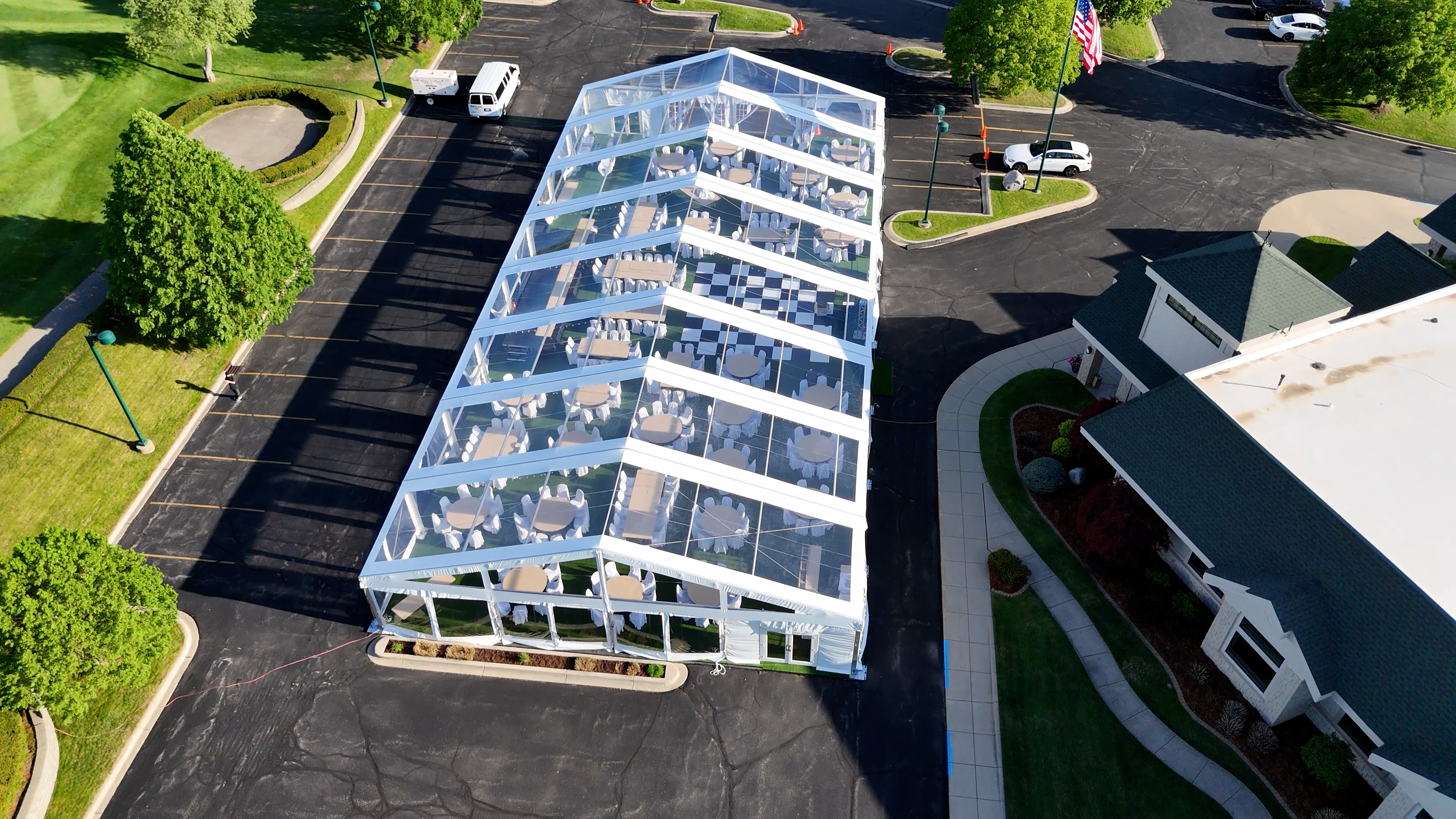 Clear-Top Wedding Structure — Freeland, MI